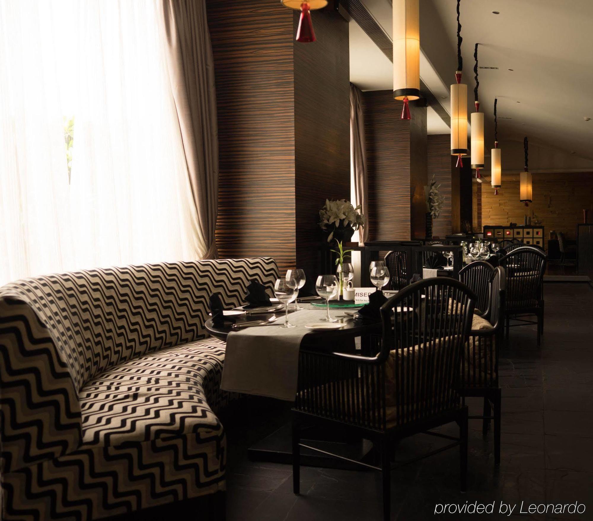 Hotel Taj Chandigarh